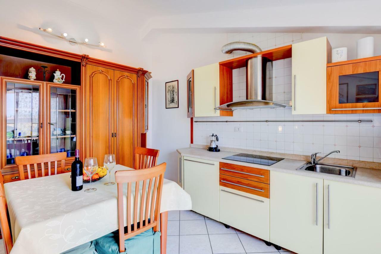 Sarno Apartments Caravaggio Сирмионе Экстерьер фото