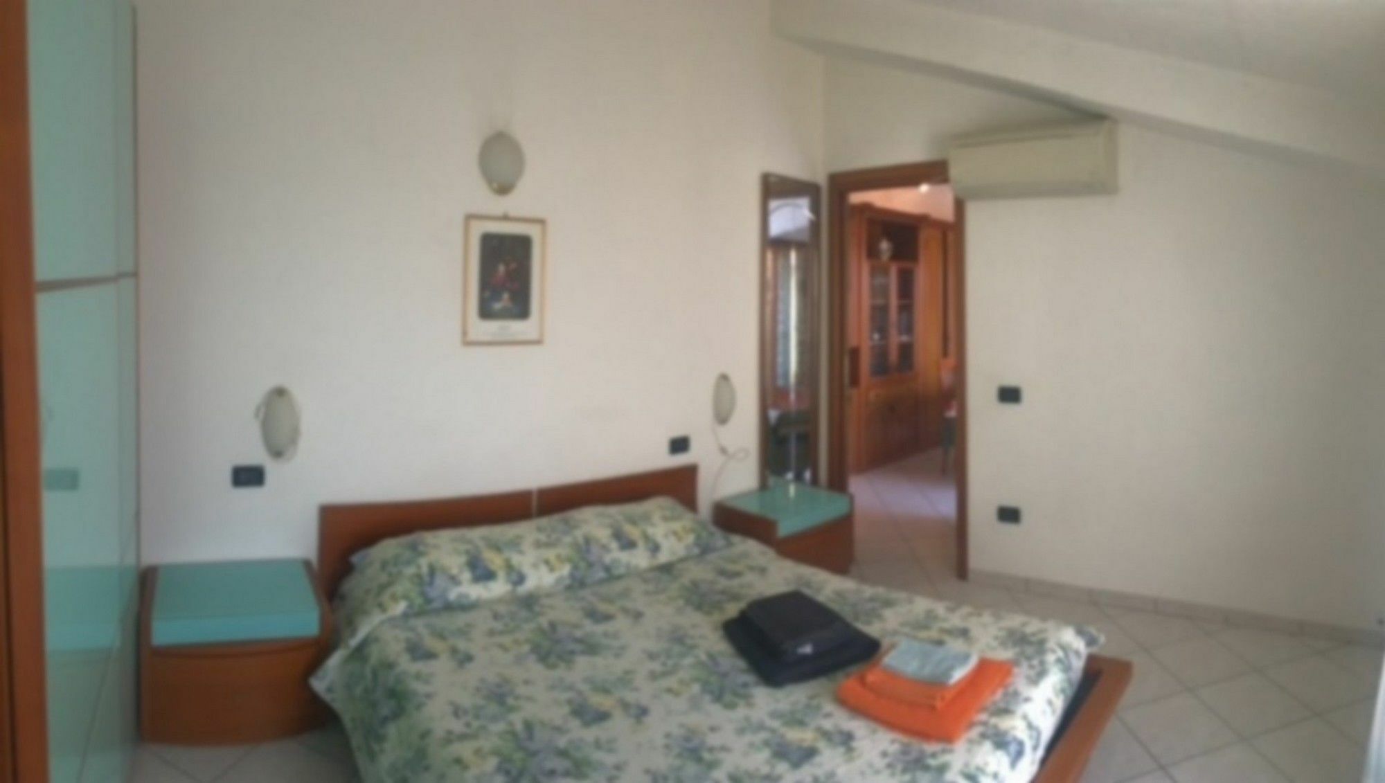Sarno Apartments Caravaggio Сирмионе Экстерьер фото